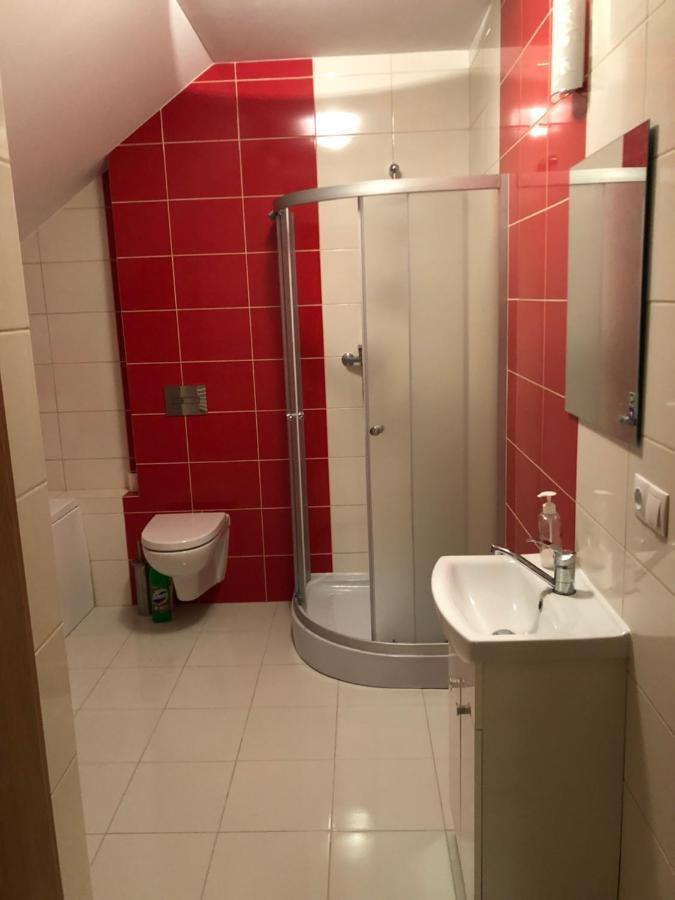 Hgs Home Noclegi Pracownicze Parking , Lazienki Gorzow Wielkopolski Luaran gambar