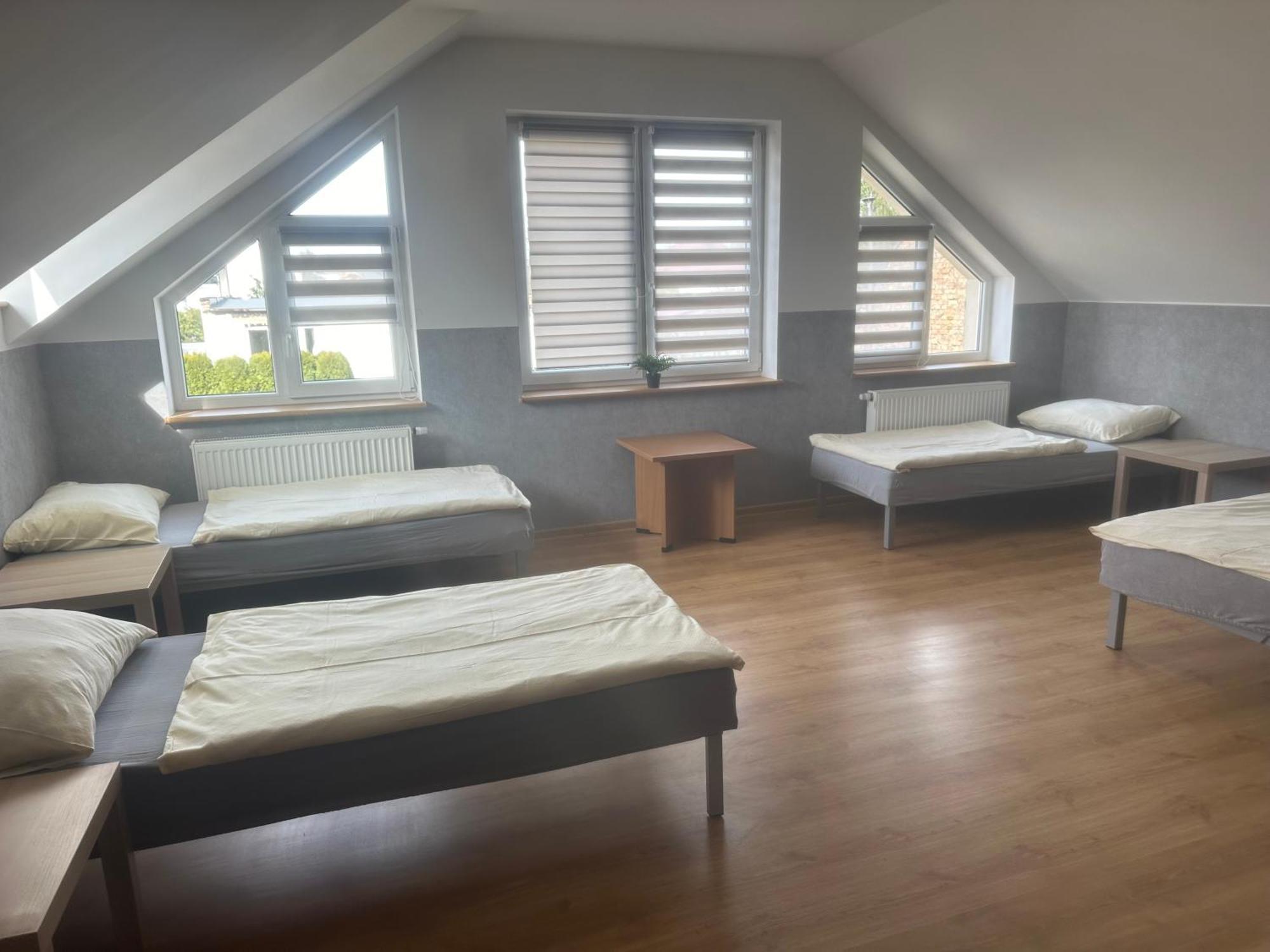 Hgs Home Noclegi Pracownicze Parking , Lazienki Gorzow Wielkopolski Luaran gambar