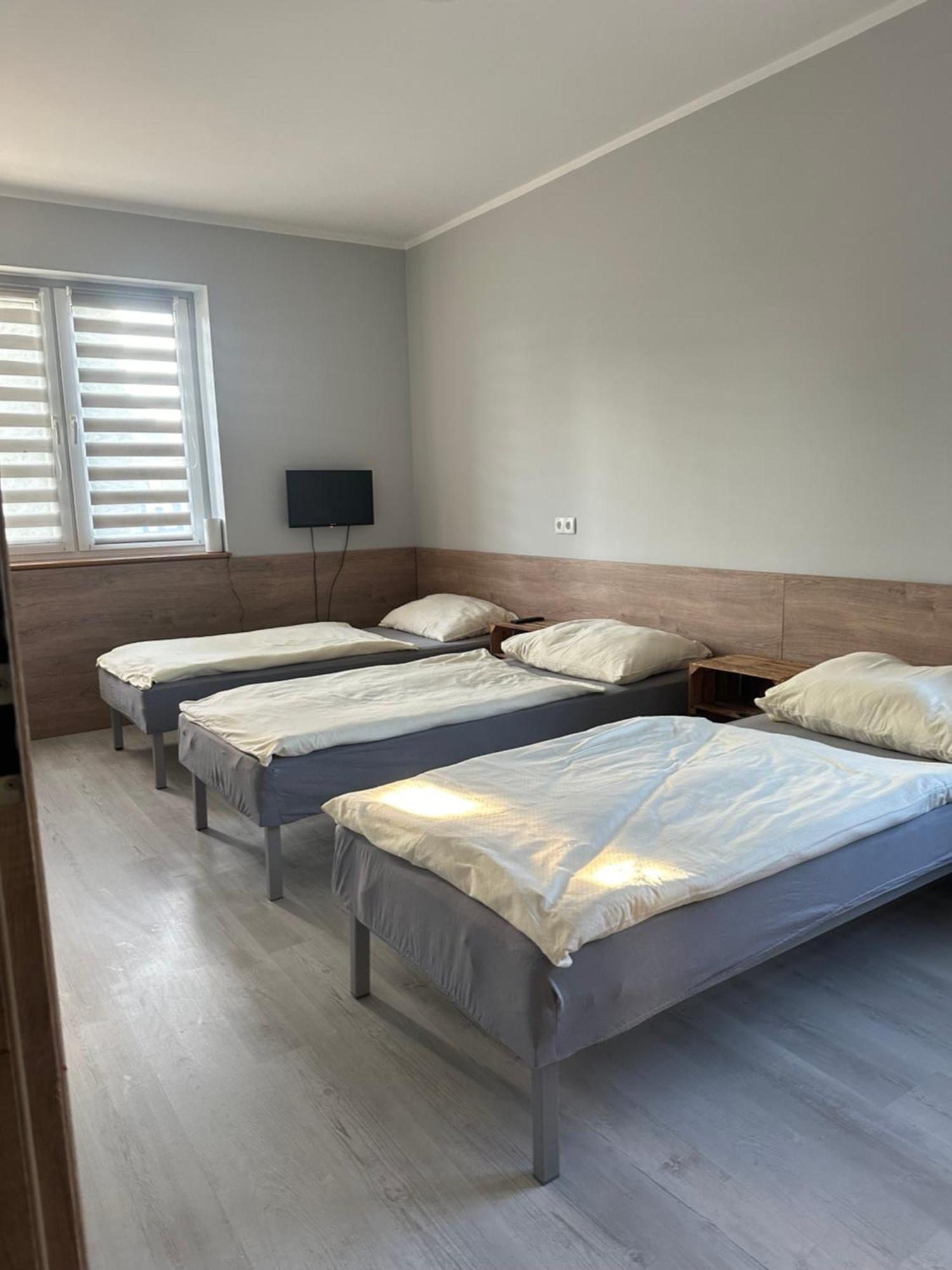 Hgs Home Noclegi Pracownicze Parking , Lazienki Gorzow Wielkopolski Luaran gambar