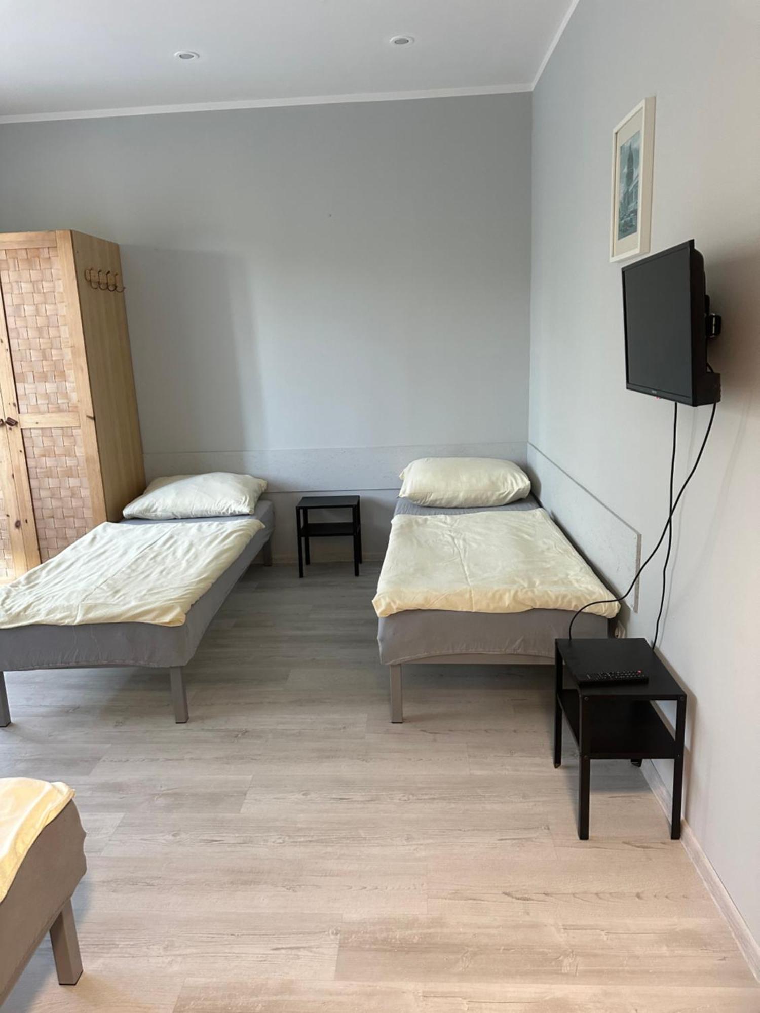 Hgs Home Noclegi Pracownicze Parking , Lazienki Gorzow Wielkopolski Luaran gambar