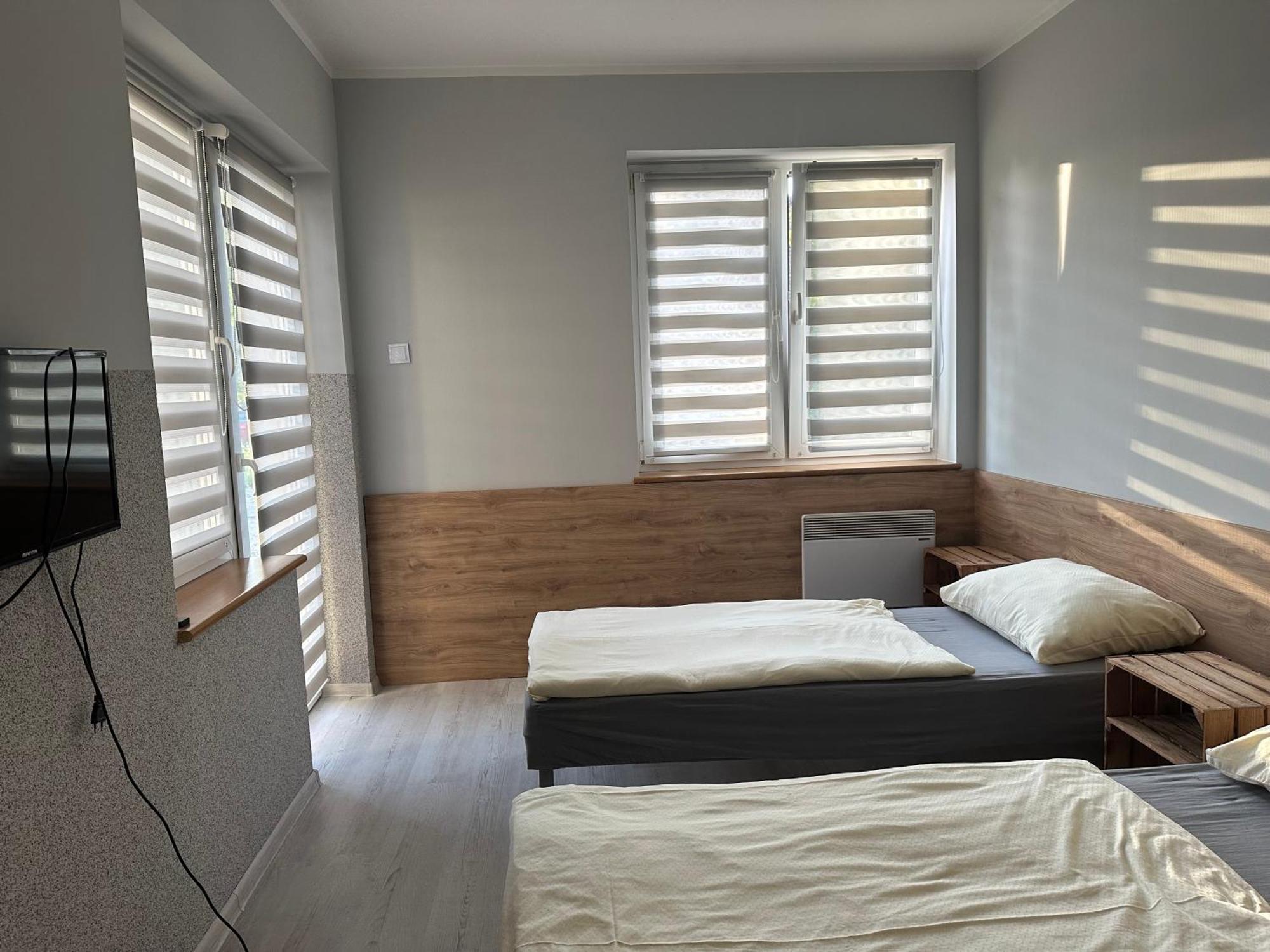 Hgs Home Noclegi Pracownicze Parking , Lazienki Gorzow Wielkopolski Luaran gambar