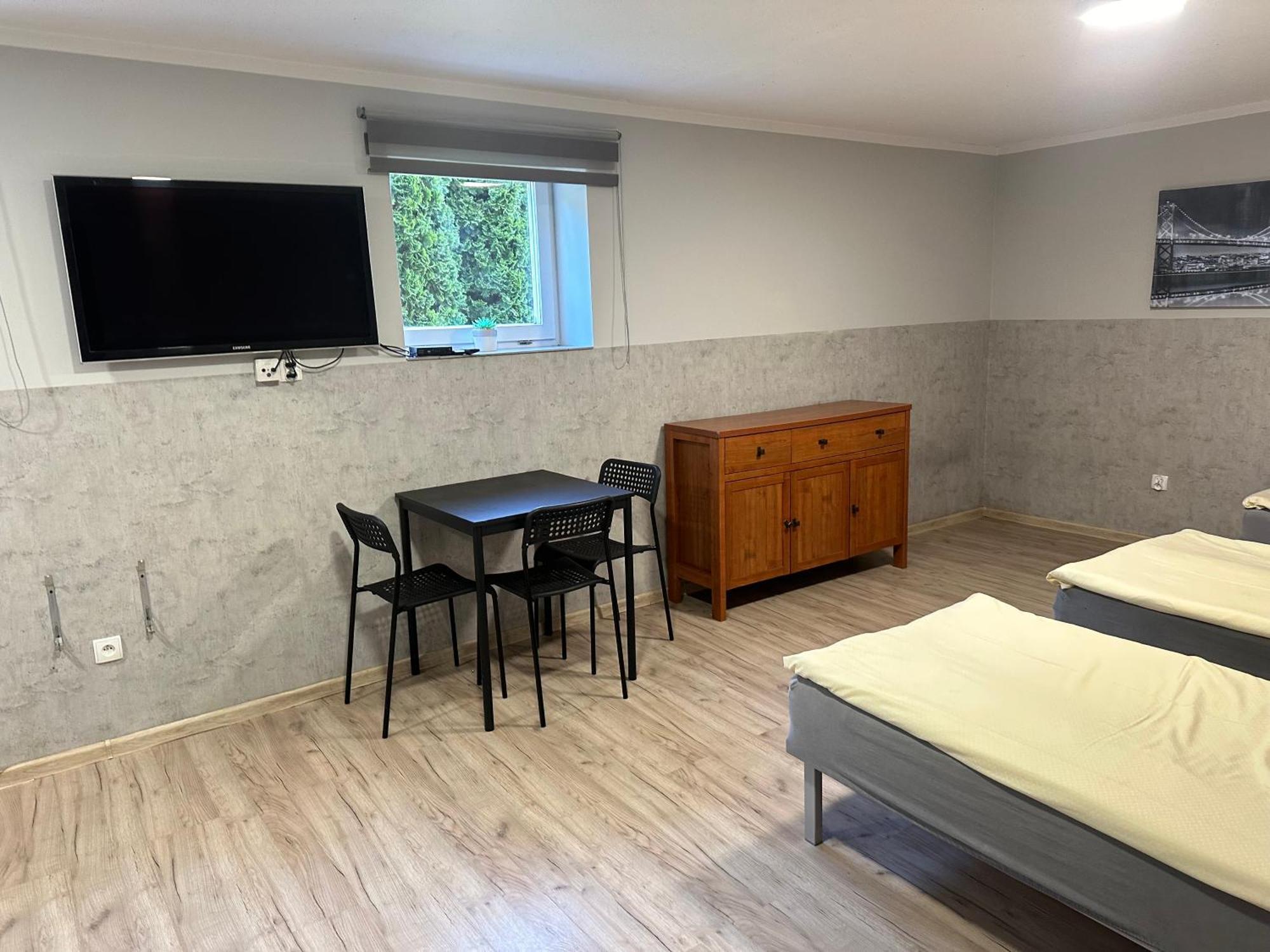Hgs Home Noclegi Pracownicze Parking , Lazienki Gorzow Wielkopolski Luaran gambar
